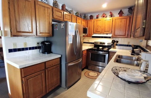 Red River House | Birds and Bears - In Town - On The River w/Fishing Spot - Large Parties - Pet Fr