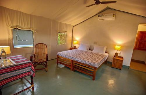 Devikolam House | Birds Murmur glamp