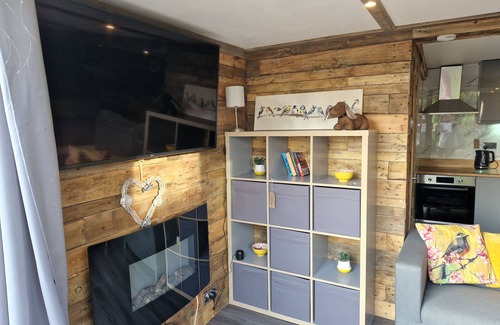 Mablethorpe Cabin | Birdsong lodge - peaceful - dog friendly