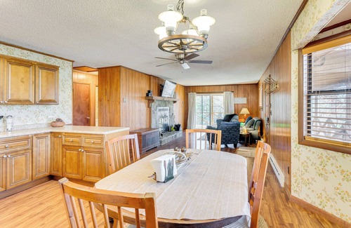 Murphy Cabin | Birdwatching, Board Games & BBQs: Cabin in Murphy!