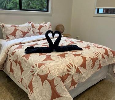 Arorangi House | Birdys Retreat