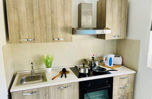 Birgu Apartment | Birgu 2BR Comfort By Holihomes