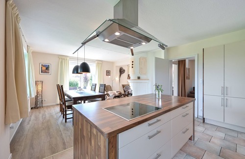 Horn Apartment | Birkeneck 3 (ground floor), castle view dream holiday apartment