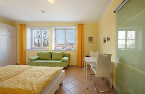 Mickhausen Apartment | Birkethof Studio