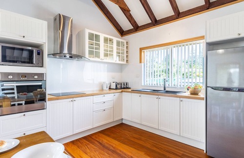 Anna Bay House | Birubi Beach House, 14 Campbell Avenue - fantastic house and close to the surf beach