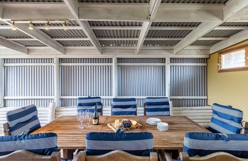 Anna Bay House | Birubi Beach House, 14 Campbell Avenue - fantastic house and close to the surf beach