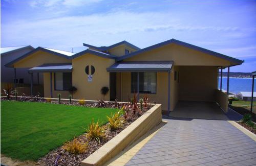 Emu Bay House | Birubi Holiday Homes Kangaroo Island