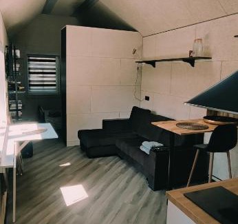Nica House | BIRZI Parkside Lodge