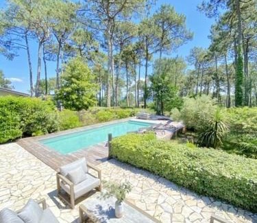 Biscarrosse Villa | Biscarrosse Hautes Rives Villa avec piscine vue lac pour 12 personnes