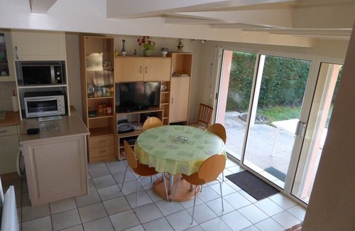 Biscarrosse Apartment | Biscarrosse lac - 2-bedroom villa with garden in Navarrosse