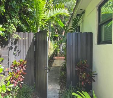 North Miami House | Biscayne Park Guest House