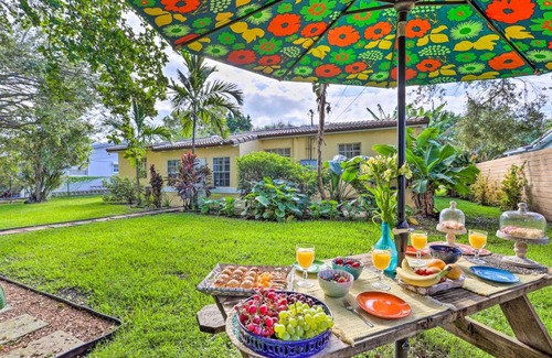 Biscayne Park House | Biscayne Park Vacation Rental with Yard!
