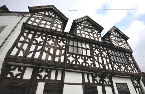 Bridgnorth Apartment | Bishop Percys House