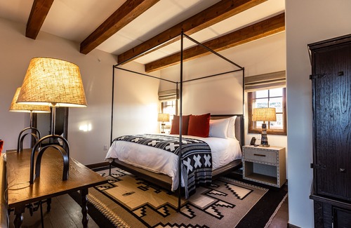 Tesuque Resort | Bishop's Lodge, Auberge Collection