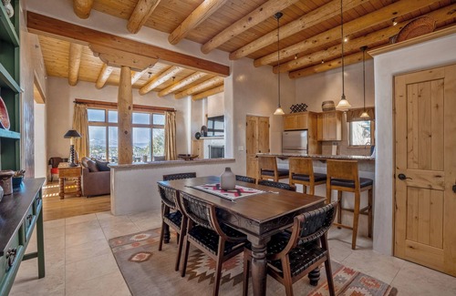 Tesuque House | Bishop's Lodge Villa 11F | Luxe Retreat