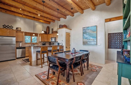 Tesuque House | Bishop's Lodge Villa 11F | Luxe Retreat