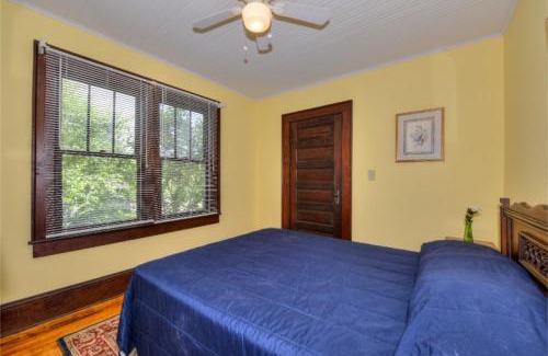 Lake Junaluska House | Bishop's Robin Cottage