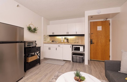 Downtown Honolulu Apartment | Bishop Suites At The Executive Centre