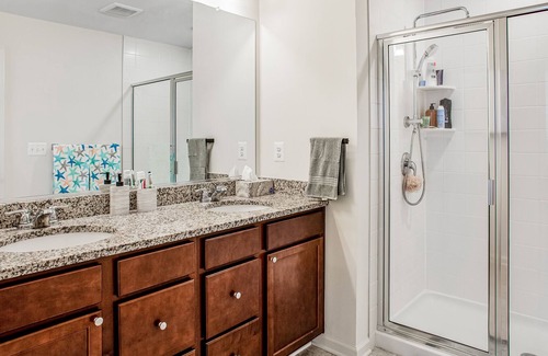 Millville House | Bishops Landing home with patio, grill, AC, shared pool, & tennis - near beach