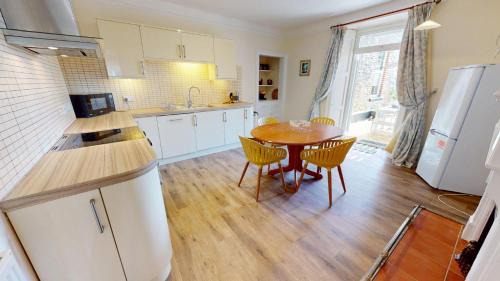 Bishops Tawton House | BISHOPS TAWTON OVERTON HOUSE 2 Bedrooms