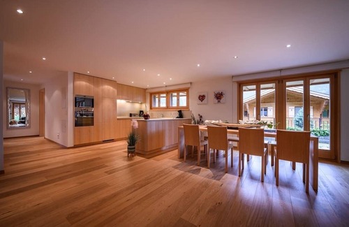 Grindelwald Apartment | Bisi, where alpine dreams come true!