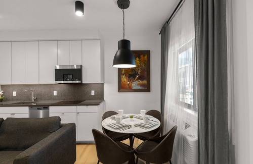 Gardiner Apartment | Bison Meadow Lodge #2