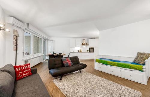 Bissone Apartment | Bissone With Love - Happy Rentals