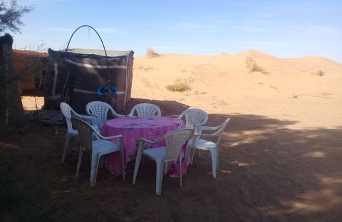 Taouz RV Rental | Bivouac Erg Merzouga - Campsite
