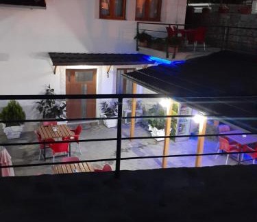 Gjirokaster House | Bixhaku GuestHouse