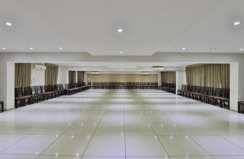 Bharuch Hotel | Biznotel by Pride Bharuch