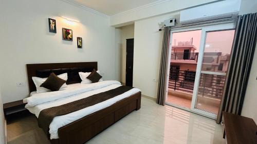 Varanasi Apartment | BK HOMESTAY