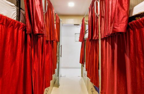 Bandra East Hostel | BKC Corporate Hostel Ac Dormitory