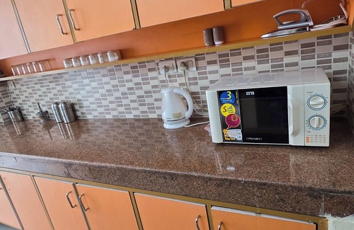 Taj Ganj Apartment | BL Homestay & Suite
