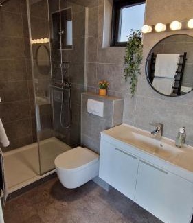 Vik I Myrdal House | Black Beach Farm