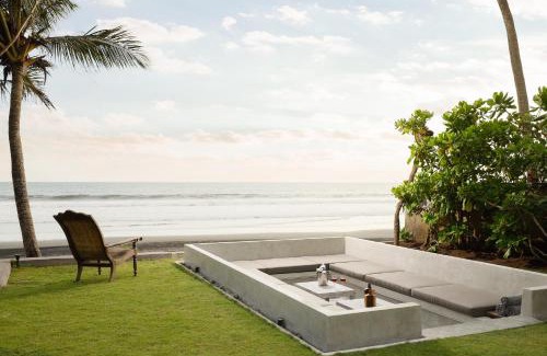 Kerambitan House | Black Beach Villa - Absolute Beachfront Escape