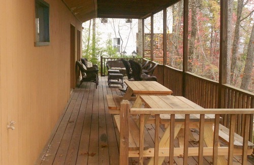 Waleska Cabin | Black Bear Lodge Cabin