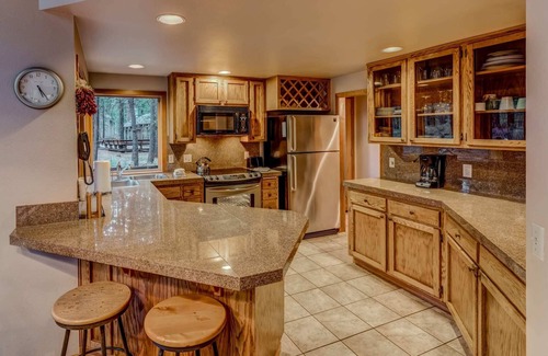 Black Butte Ranch House | Black Butte Ranch Rock Ridge 009