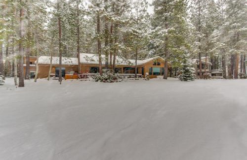 Black Butte Ranch House | Black Butte Ranch: Grey Owl Getaway On The Greens