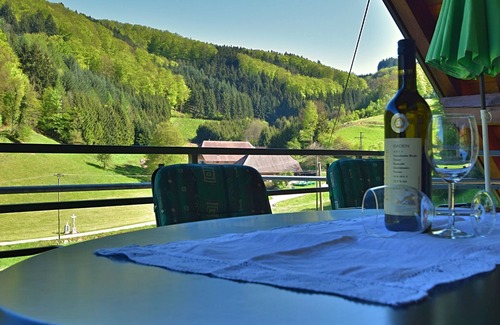 Hofstetten Apartment | Black Forest farmhouse in charming location