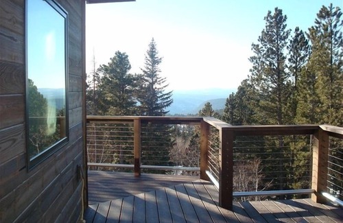 Lead Cabin | Black Hills Cabin-Great Views, Internet ,Ht Tub, Pool Table, 70' TV