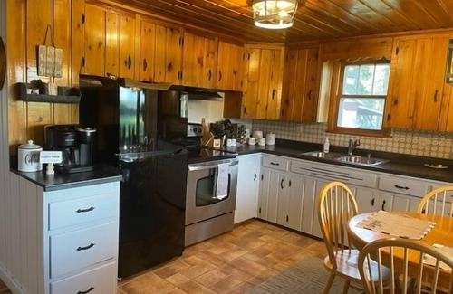 Deadwood House | Black Hills Cabin in Nemo