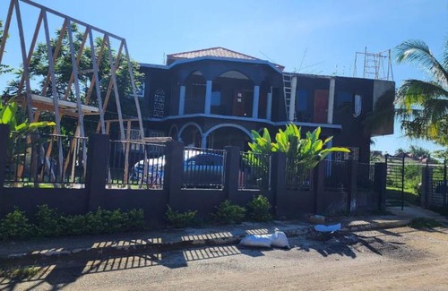 West Gate Hills Apartment | BLACK HOUSE JA vacation rental