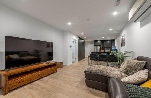Coombs Apartment | Black Mountain Views In Coombs ACT