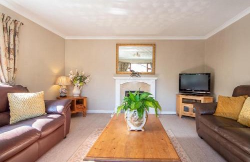 Dingwall House | Black Rock Cottage