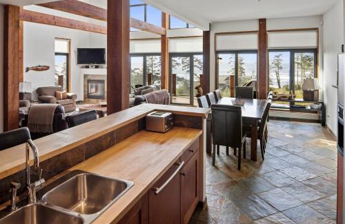 Ucluelet House | Black Rock Ridge