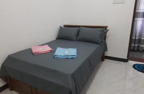 Minuwangoda House | Black Rose Guest