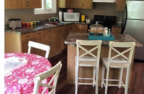 Central Huron Cottage | Black's Point Bliss is rural escapism at its best.