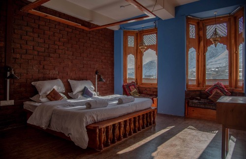 Kargil Hotel | Black Sheep Bed and Breakfast