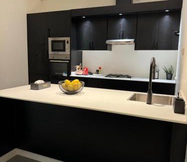 Al Hadd Villa | Black Swan Villa