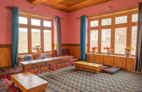 Chumathang House | Black Top Homestay